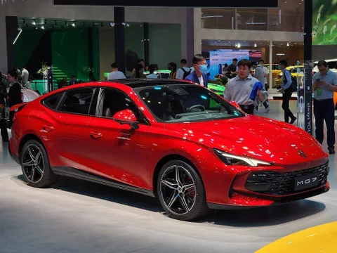 MG7 2023 chính thức mở bán với giá từ 410 triệu đồng, Kia K3 lo sợ mất ngôi vương