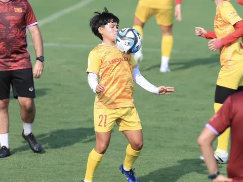 VIDEO: 'Đàn em' Huỳnh Như nói gì về đối thủ tại World Cup?