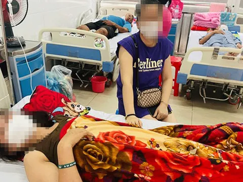 Bắc Giang: Ngó đầu vào xem tình hình sửa chữa, người phụ nữ bị thang máy rơi trúng đầu phải cấp cứu