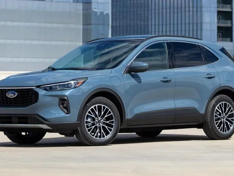 Ford thu hồi hơn 120.000 xe do nguy cơ hỏa hoạn