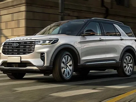 Ford Explorer 2024 lộ diện: Ngoại thất thay đổi lớn, nhiều nét giống ‘đàn em’ Territory