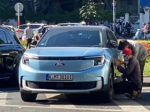 Ford Explorer bản chạy điện bất ngờ xuất hiện tại Việt Nam với thiết kế cực "nuột nà"