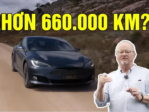 Chiếc Tesla Model S này chạy hơn 660.000 km mà không cần phải thay pin mới