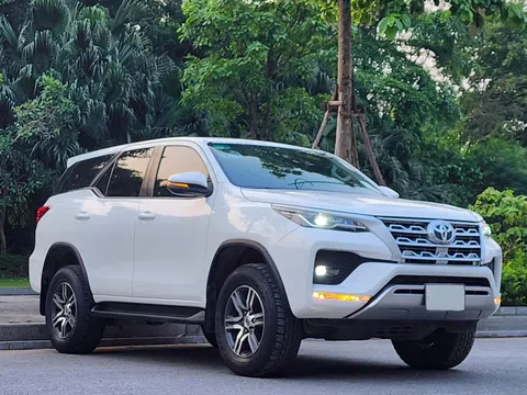 Toyota Fortuner 2021 chạy 3 vạn km rao bán hơn 800 triệu đồng