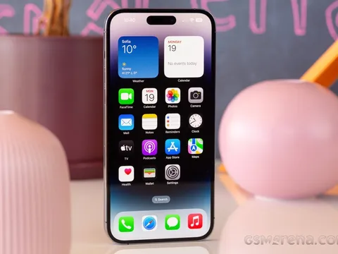 Giá iPhone 14 Pro Max mới nhất tháng 6: Vẫn trên đà giảm mạnh, cạnh tranh cực gắt với Galaxy S23 Ultra