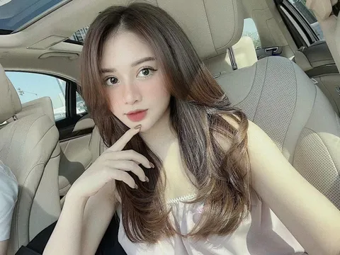 Tiktoker Kim Anh Bùi - Ngôi sao xinh đẹp và tài năng trong kinh doanh thời trang