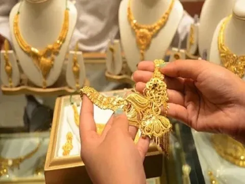Giá vàng hôm nay 21/7/2023: Thế giới giảm, trong nước ổn định
