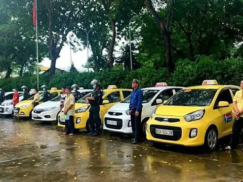Nguyên nhân 7 tài xế taxi hỗn chiến trước cổng bệnh viện ở Đồng Nai