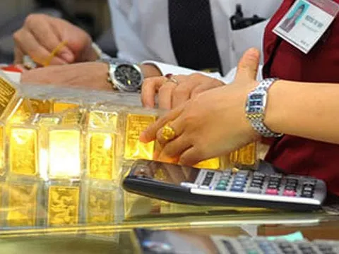 Vàng SJC tăng gần 1 triệu đồng/lượng